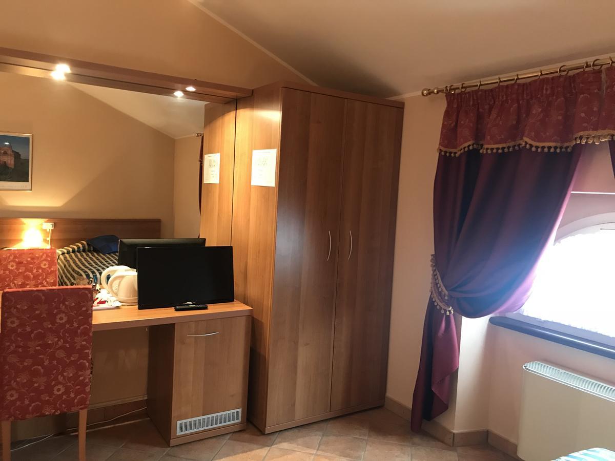 Locanda Ca' Rossa San Giovanni in Croce Esterno foto